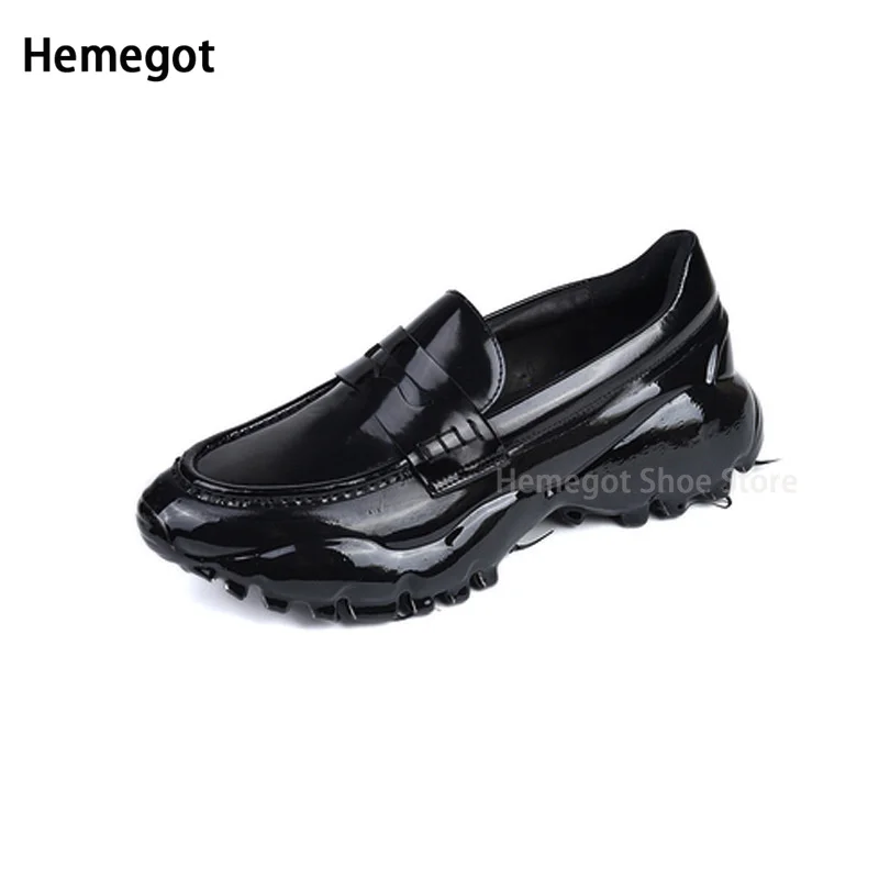 White Leather Shoes for Men Casual Sports Loafers Thick Soled Slip-On Breathable and Durable High Quality Black Leather Shoes