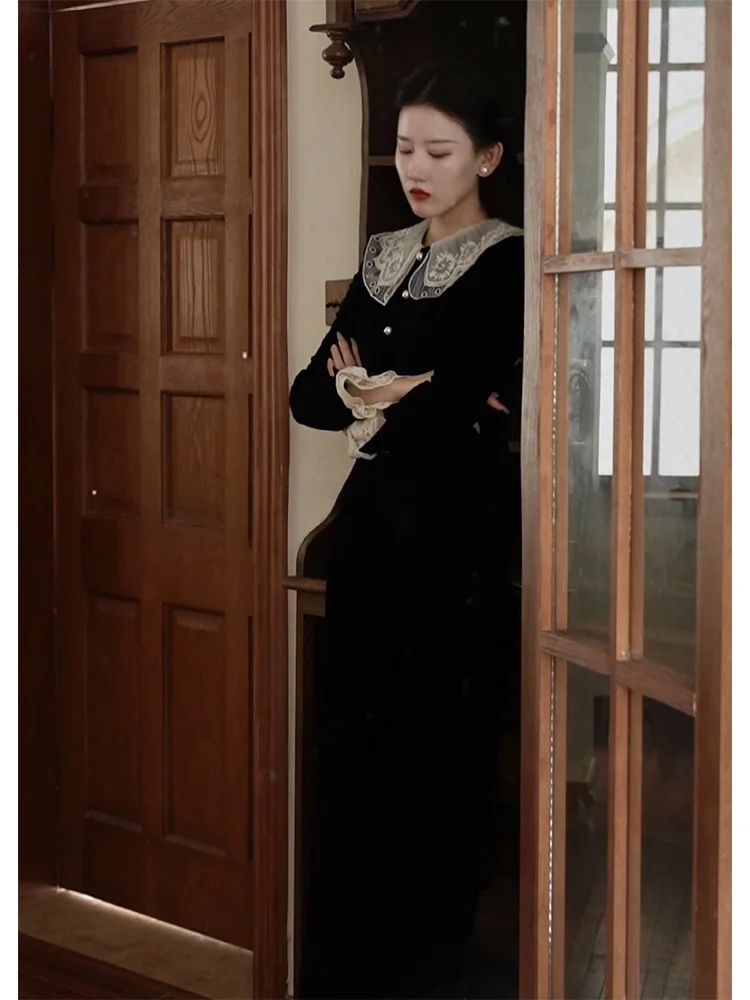 

Модный бархатный комплект с кружевным воротником для женщин Ele Lady Sle от Wu Yan He, подходит для возраста от 25 до 35 лет, зимняя коллекция.