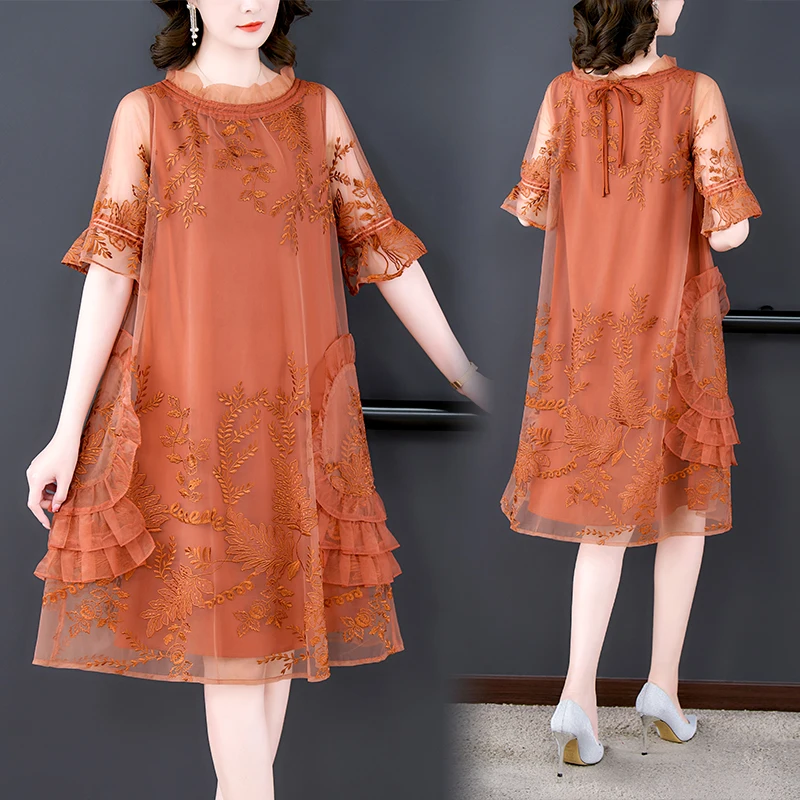 2023 New Summer Celebrity Flower Embroidery A-Line Skirt Temperament O-Neck Mesh Spliced Silk Mid Length Large Dress