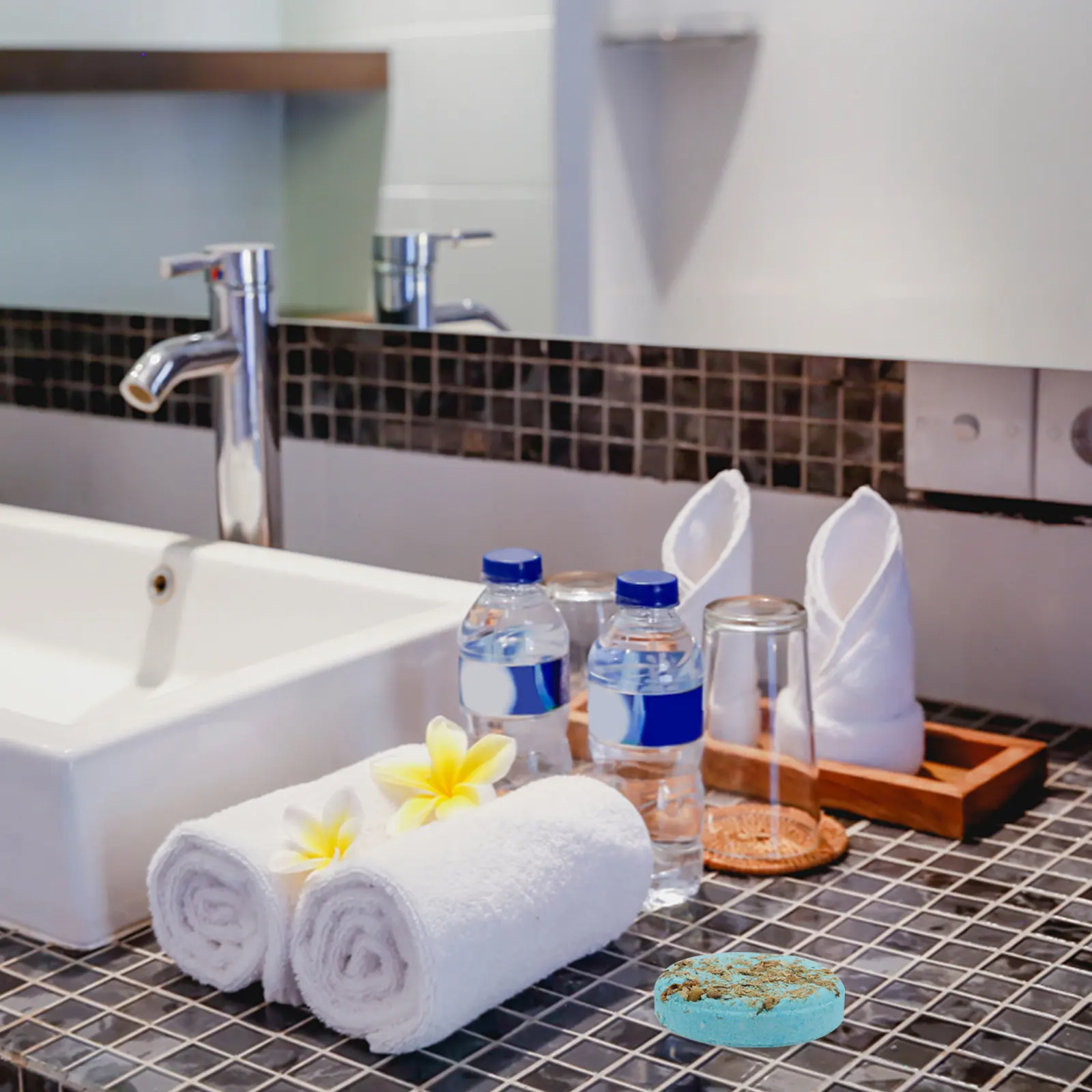 

6Pcs Portable Aroma Bath Sheets Made of Premium Sea Salt Softens Cuticles Relieves Fatigue Soothes Skin Shower Aroma Tablets