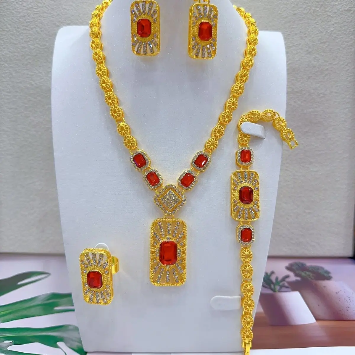 Dubai 24K Gold Plated Bridal Wedding Jewelry Necklace Bracelet Earrings Women\'s Ring Dress Accessories Party Anniversary Gift
