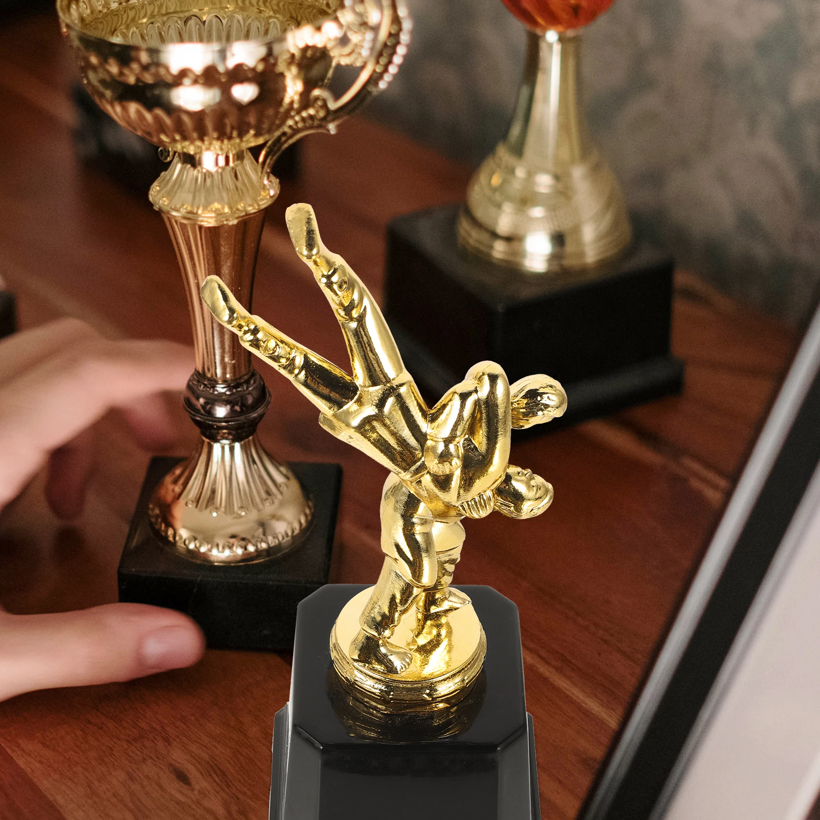 

Plastic Wrestling Trophies Award Cups Champion Prizes Kindergarten Sports Competition Supplies Durable Material Statue Design