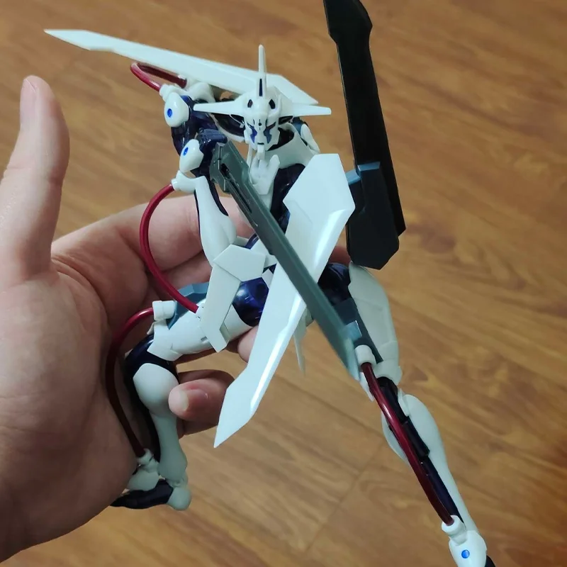 شركة GOOD SMILE الأصلية MODEROID بندقية السيف دان يوم الخميس عمل نموذج لجسم الديكور أنيمي الكرتون الهدايا اللعب نموذج