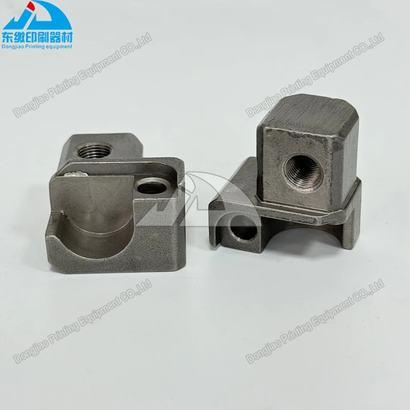 Offset การพิมพ์อะไหล่เครื่อง Roller Bracket L2.030.485 L2.030.486 สําหรับ Heidelberg PM74 SM74 พิมพ์เครื่องสไลด์
