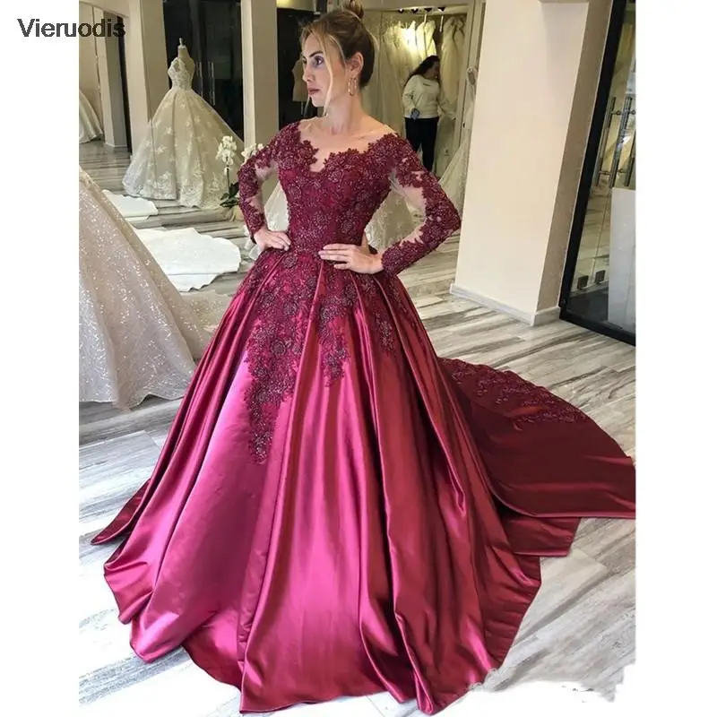 プリンセスバーガンディボールガウン、キンセアニェーラドレス、ロングスリーブ、アップリケ、スイート16ドレス、ページェントガウン、ベスティド・デ・15アニョス・アオス・クインク