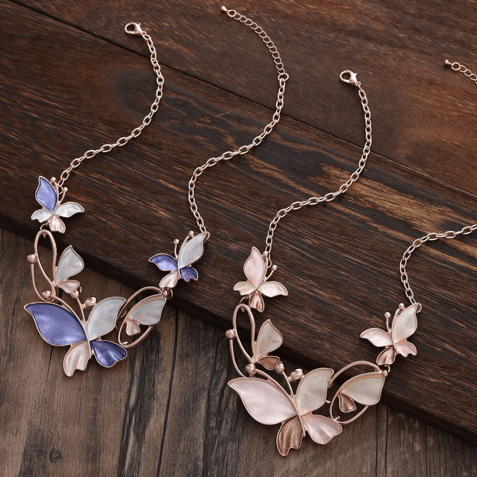 Handmade Glaze Necklace for Women Trendy Butterfly Contrast Color Clavicle Chain Fashion Chokers Necklace Jewelry Accessories