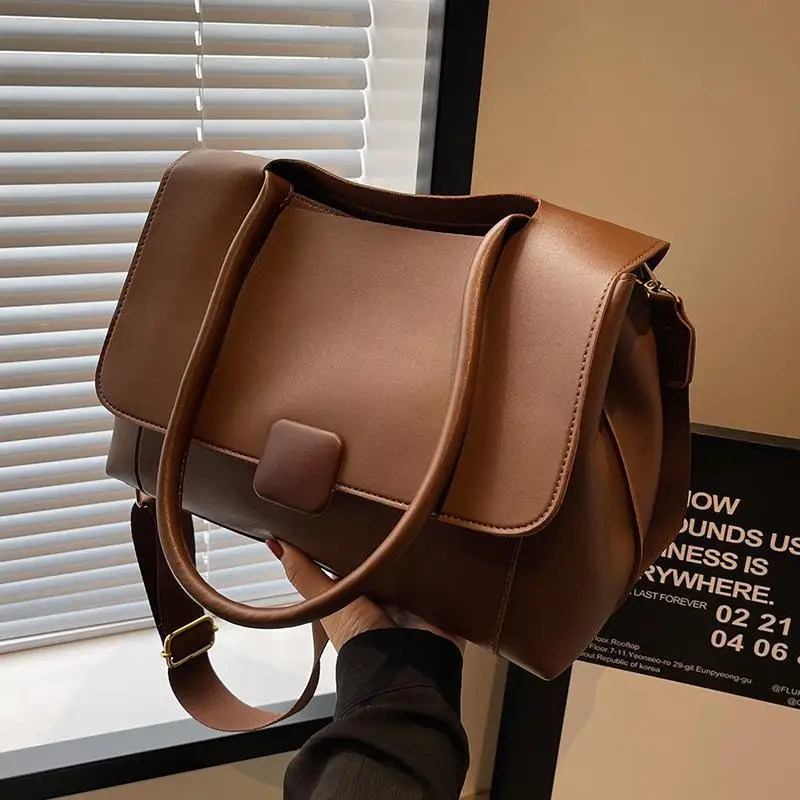 

Большая женская сумка-тоут на весну-лето 2026: новая модная универсальная сумка через плечо в стиле ретро с текстурой, для повседневного использования