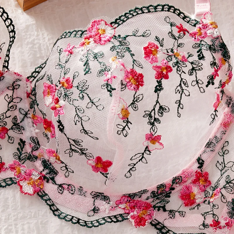 Bikini French-style floral embroidered lingerie set, sexy mesh fresh floral bra