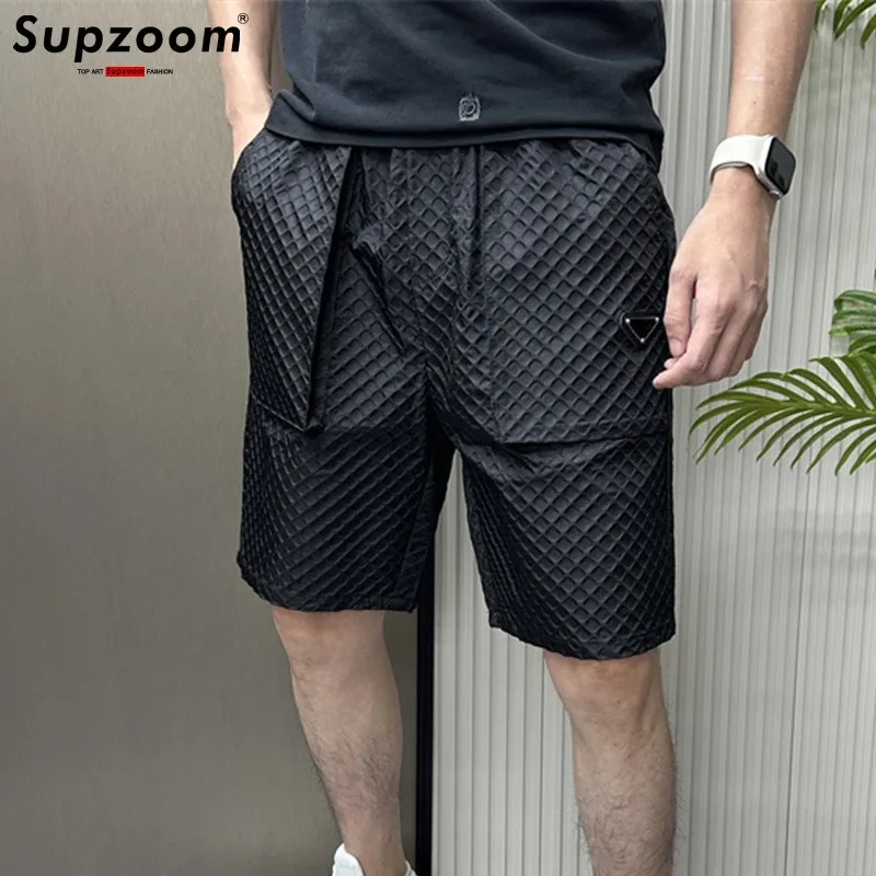 Supzoom New Arrival Top Fashion Summer Loose Casual Belt Design High Street Trendy grid Stitching Pocket Personalized Shorts Men