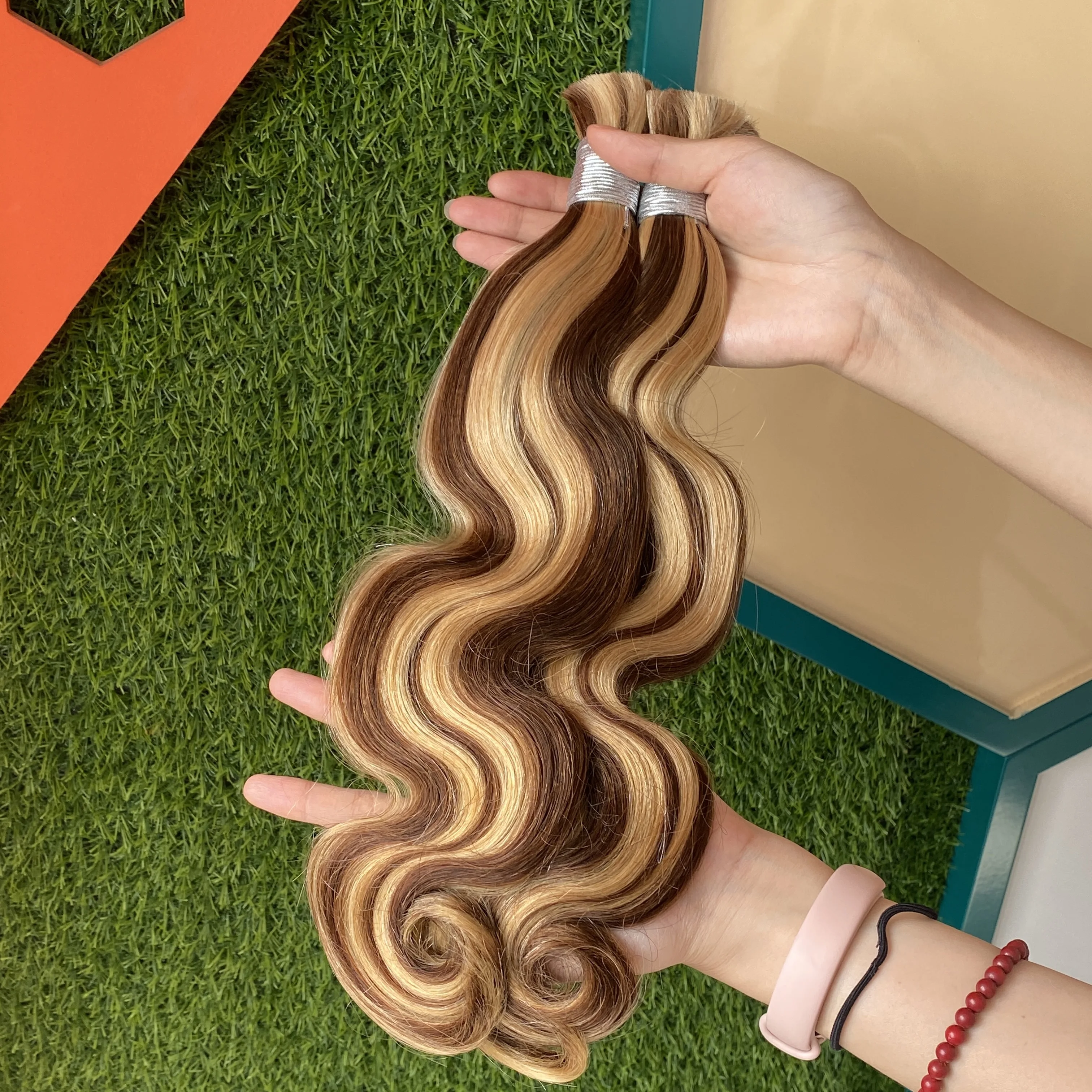 Extensões de Cabelo Humano em Ondas Coloridas P4/27 para Volume