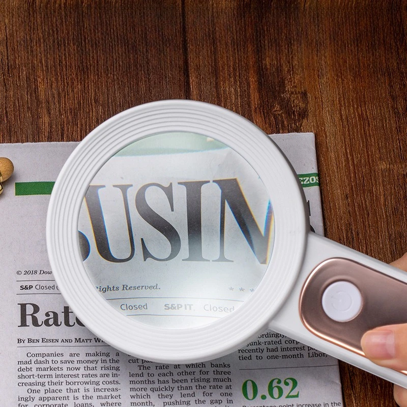 Magnifying Mirror Handheld With 18 LED Lights High-definition Cold And Warm Light Reading Mirror For Elderly Reading Maintenance