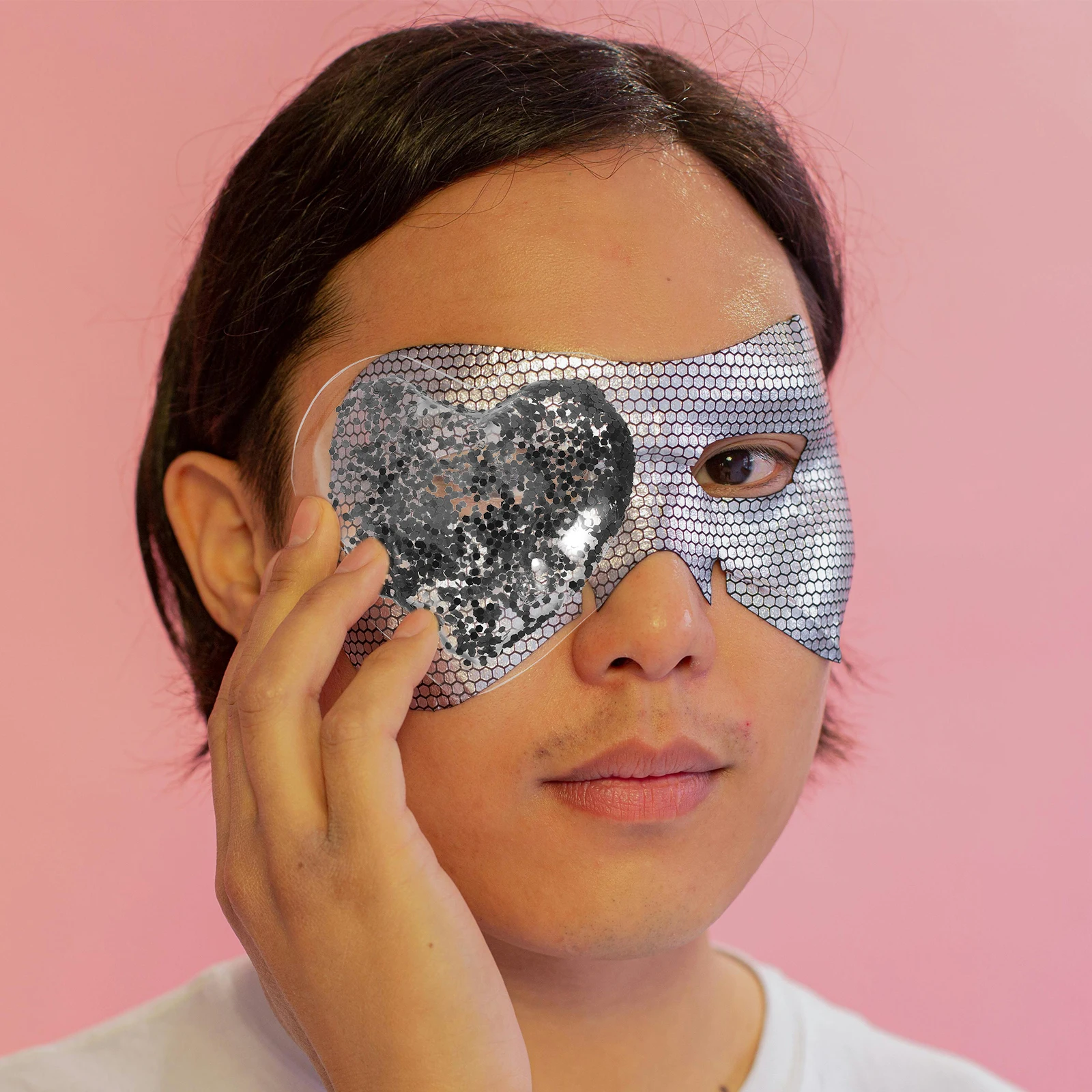 

4 Pcs Heart Shaped Cooling Pad Reusable Pink Silver Under Eye Cover For Dark Circles Eye Care Beauty Solution