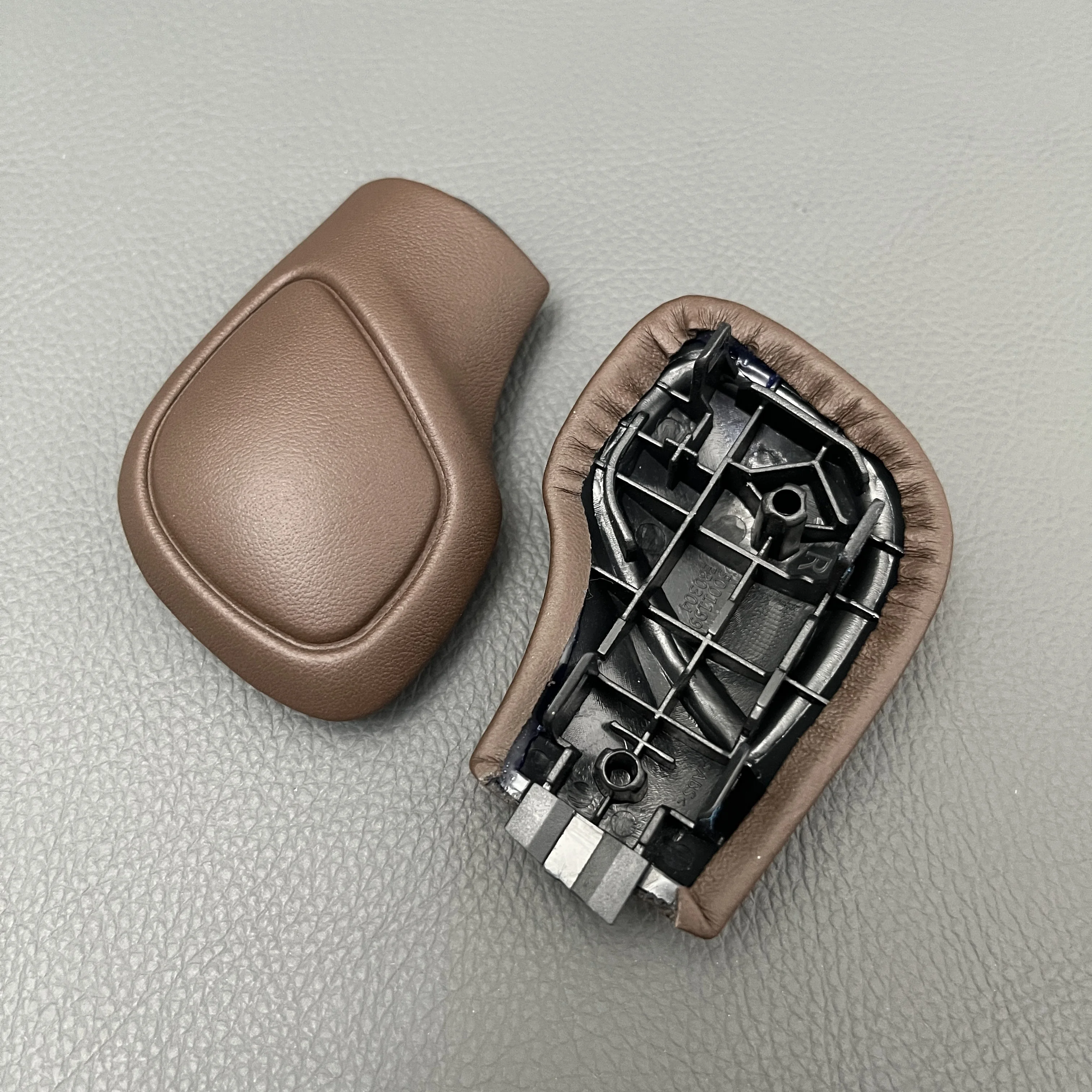 Chrom Matt mit braunem Leder DSG Schaltknauf Seitenabdeckung DSG für VW Golf 6 7 R GTI Passat B7 B8 CC R20 Jetta MK6 GLI – Detail 5