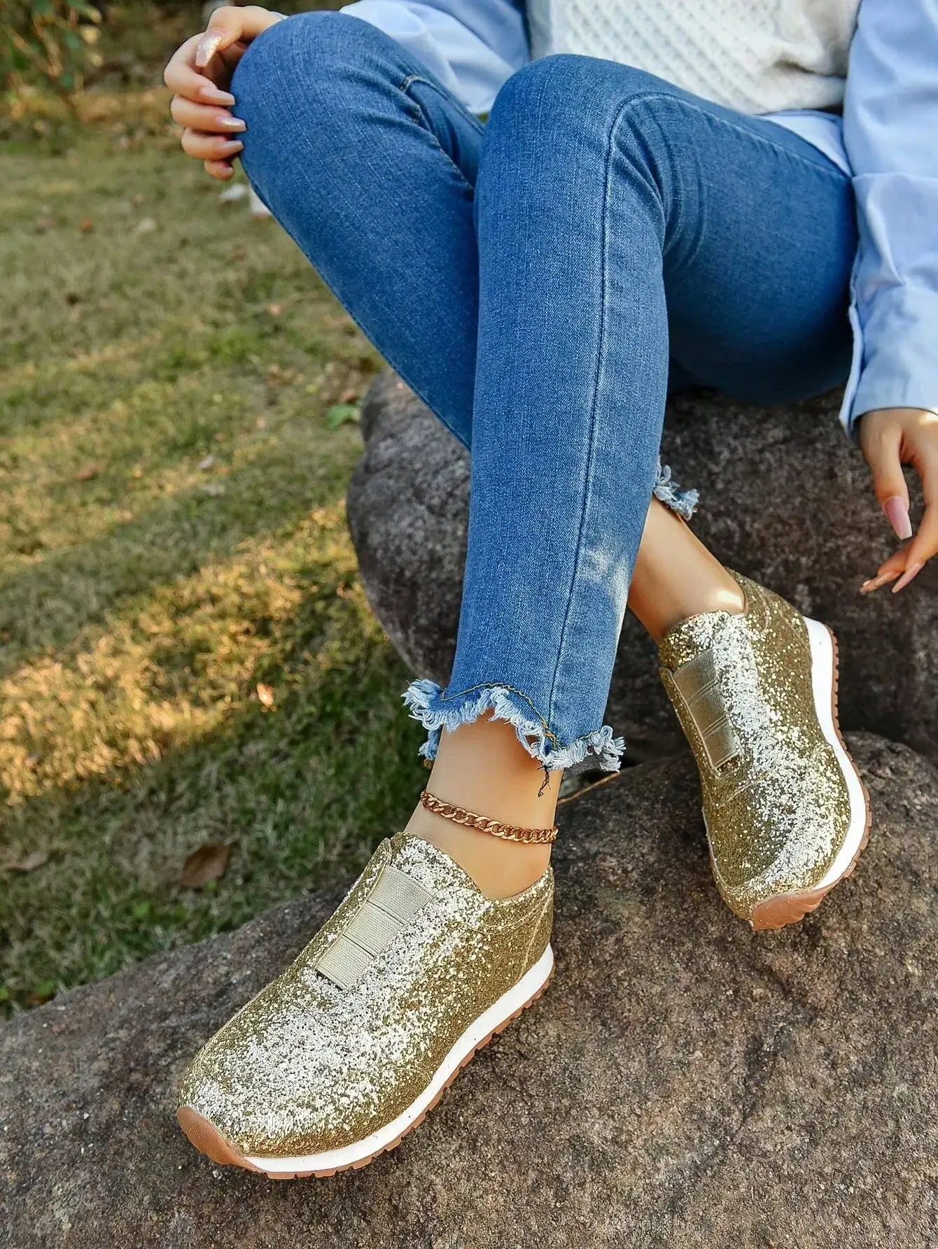 

Sequin Decor Glitter Round Toe Sneakers Elasticated Slip On Canvas Sneakers Women Shallow Platform Casual Sparkling Sport Shoes