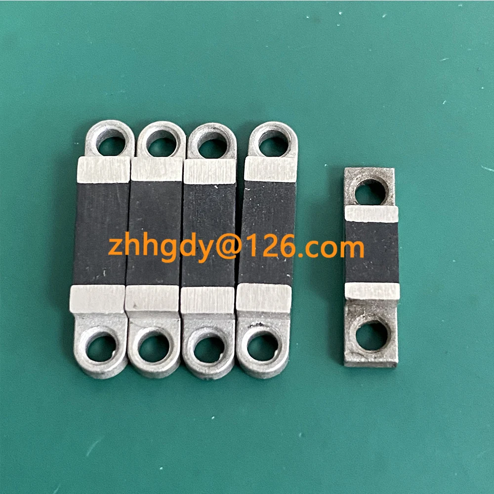 

Used for FC-6S fc6s FC-6R FC-7 FC-7R FC-8R optical fiber cutter rubber pad, rubber pad, presser foot FC-6S cutter accessories