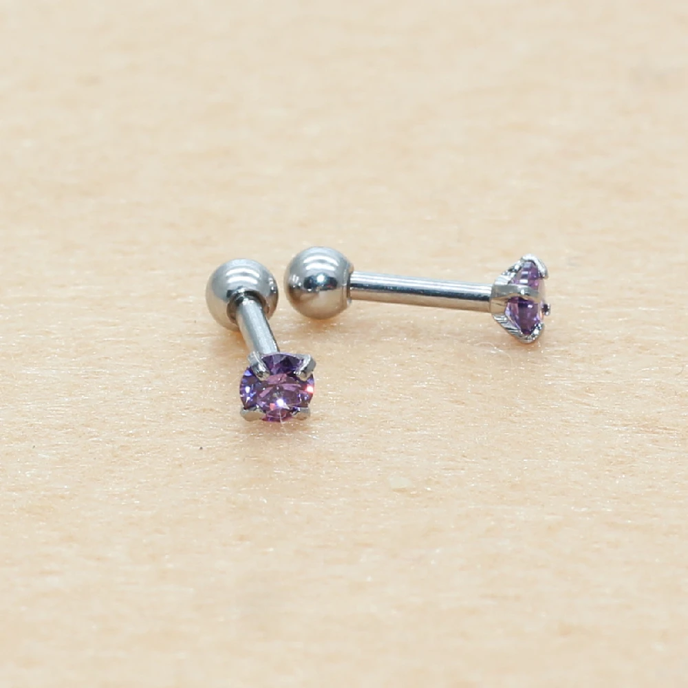 3mm Bunte Ohrstecker mit Schraubverschluss aus Edelstahl, klassisch goldfarben, AAA runder Zirkon – Detail 9