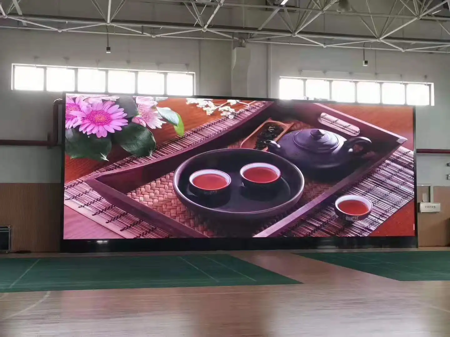 Customizable Indoor Led Panel Screen Display Indoor P6 768*768Mm Simple Iron Fixed Advertising Indoor Led Screen