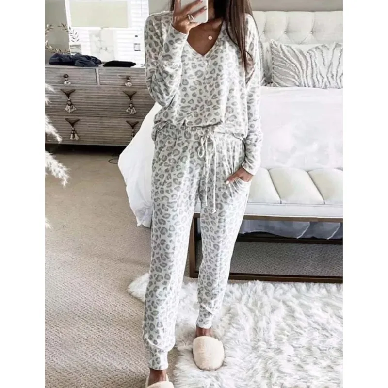 

Leopard Printing Home Wear Two-piece Set New Autumn Winter V-neck Long Sleeved Tops And Long Pants For Women's Loose Pajamas Set