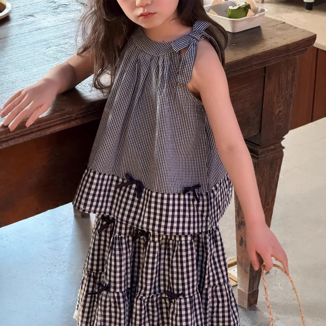 Girl's countryside  checkered vest sleeveless top summer Korean children's clothing stylish versatile checkered vest