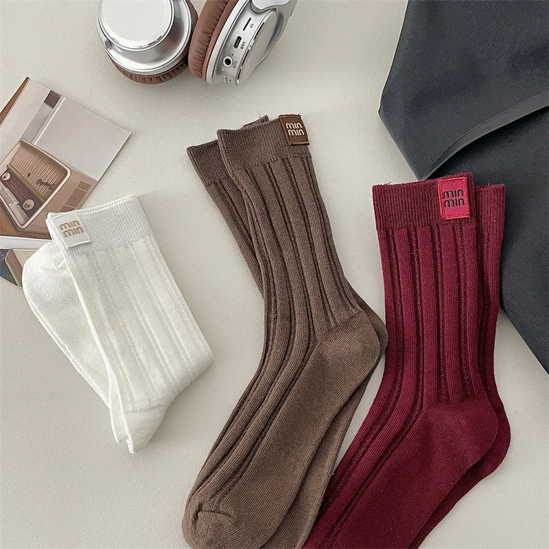 European Autumn Winter New Letter MM Cloth Label Tube Socks Female Senior Vertical Texture Network Red Pile Socks