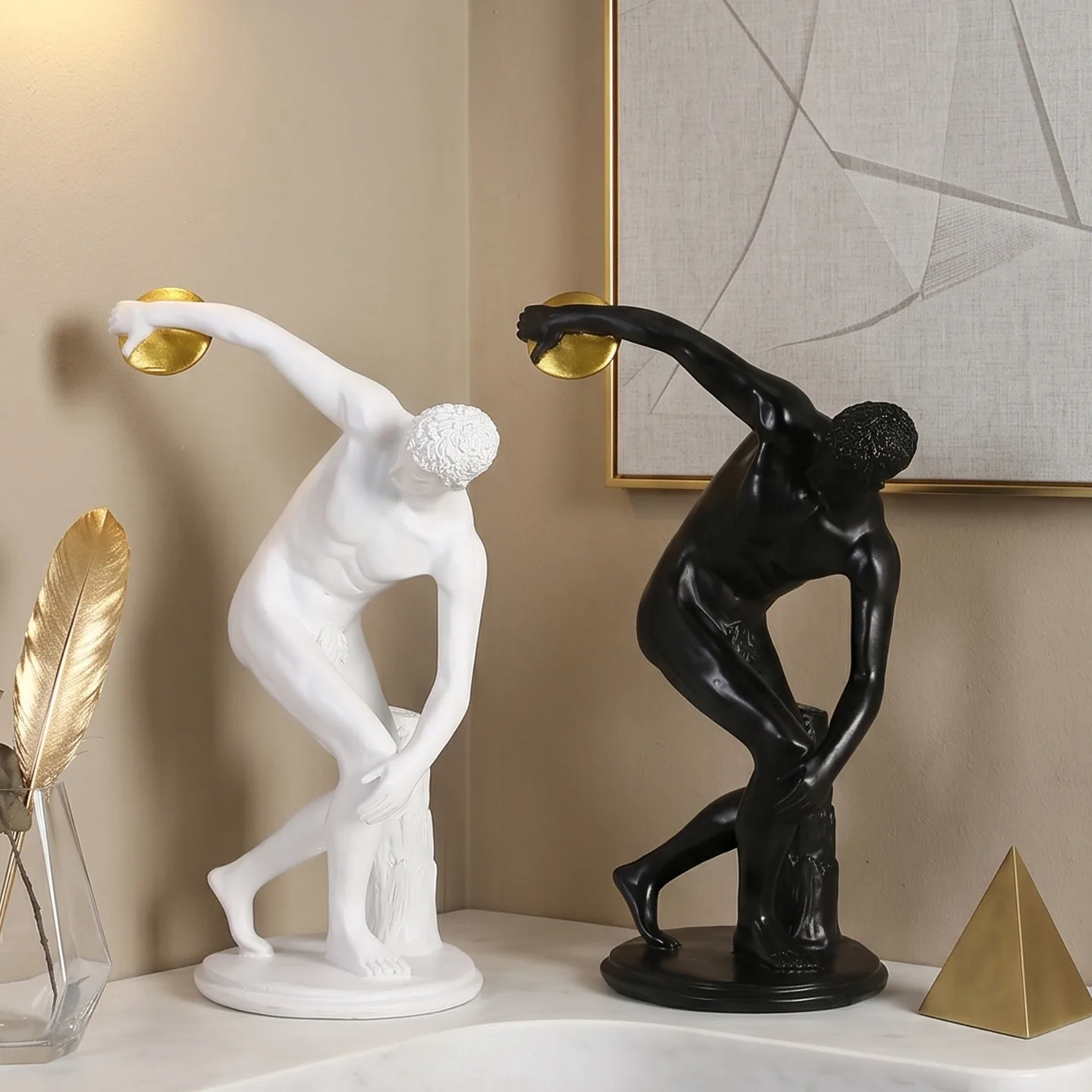 Discus Thrower Statue Greek Nude Male Athlete Sculpture Roman Style Figurine Home Office Bookshelf Desktop Decoration