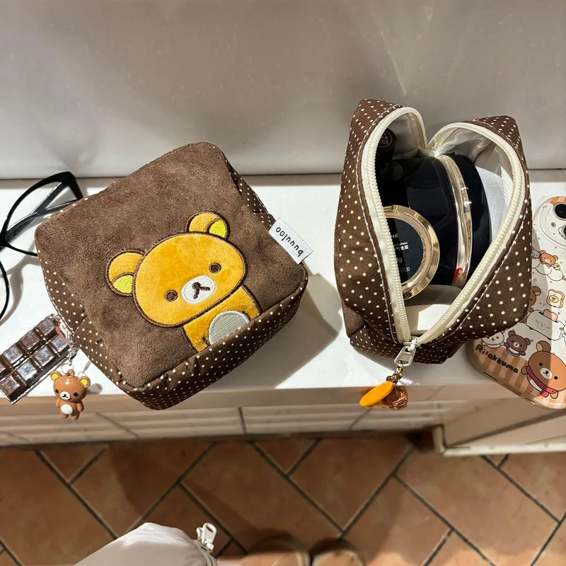Rilakkuma-Bolsa de cosméticos de oso relajado Kawaii para mujer, nuevo lápiz labial, auriculares, bolsa cuadrada pequeña portátil, bolsa de almacenamiento Polaroid de viaje