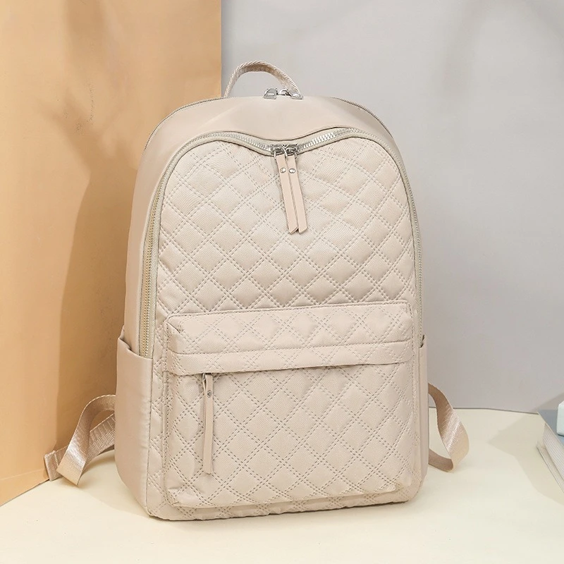 Europe and The United States New Fashion Embroidery Thread Waterproof Oxford Cloth Large Capacity Lightweight Outdoor Backpack.