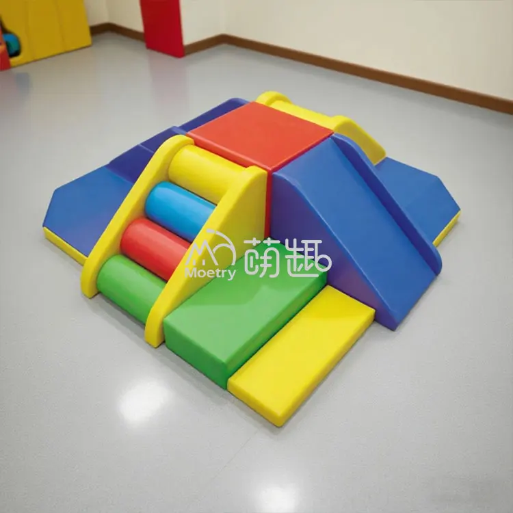 Moetry Customizable Indoor Playground Set Colorful Softplay Climbing Equipment Soft Play Pyramid for Kids Party Rental