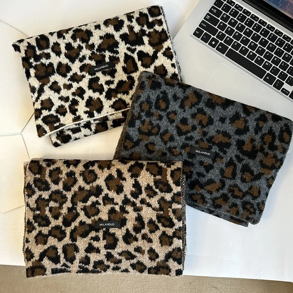 

Fashion Lightweight Leopard Print Scarf Korean Style Windproof Imitation Wool Scarf Cashmere Blend Warm Winter Shawl Gift