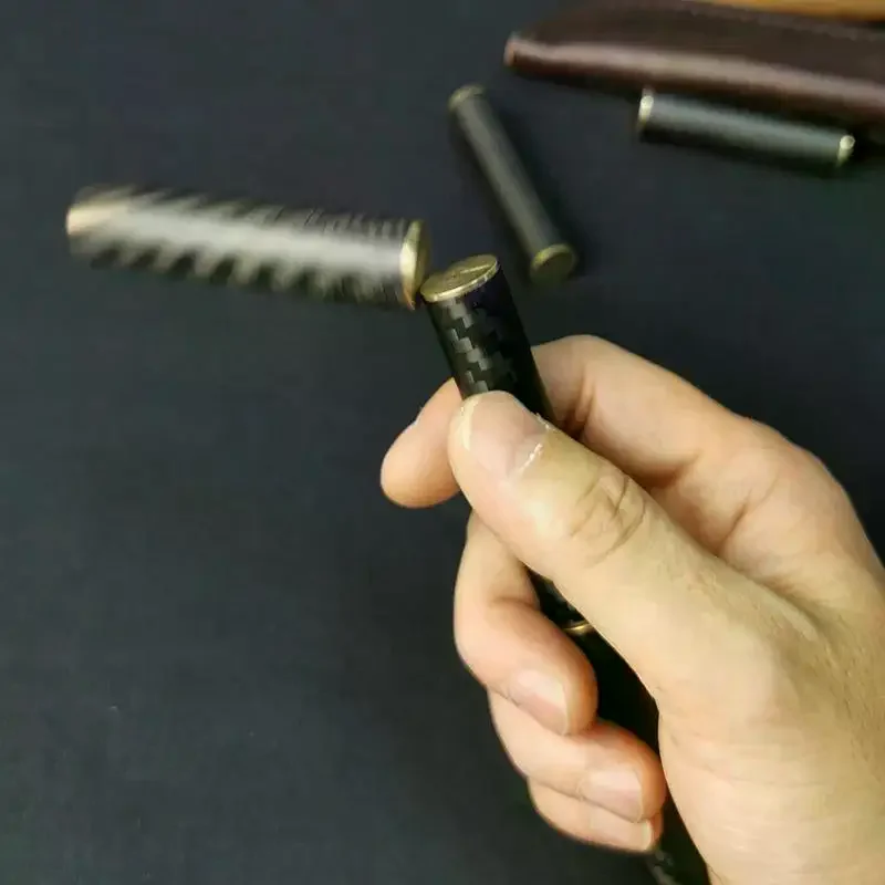 EDC フィジェットスピナー フィジェットおもちゃ ストレス解消 大人用 磁気金属 カーボンファイバー 3セクションスティック 回転式 クリエイティブギフト