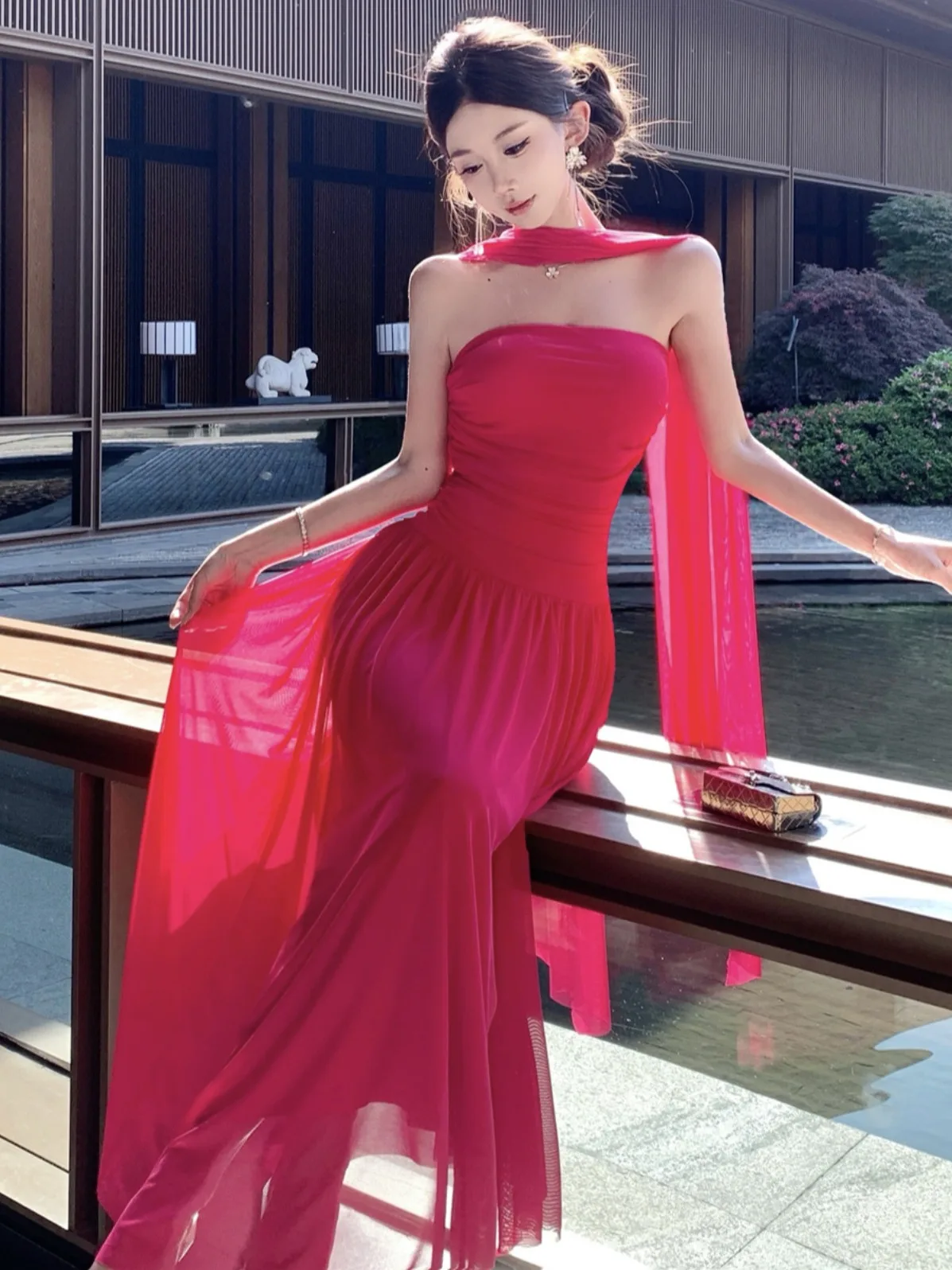 

Sexy Wind Pure Desire One Shoulder Sleeveless Pleated Slim Fit Long Dress with Shawl Wrap around Waist Summer Net Gown