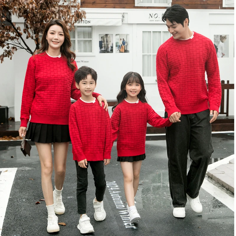 

New Year Sweater for The Whole Family Christmas Knit Tops Mom Daughter Child Girl Matching Jumper Dad Son Baby Boy Red Knitwear