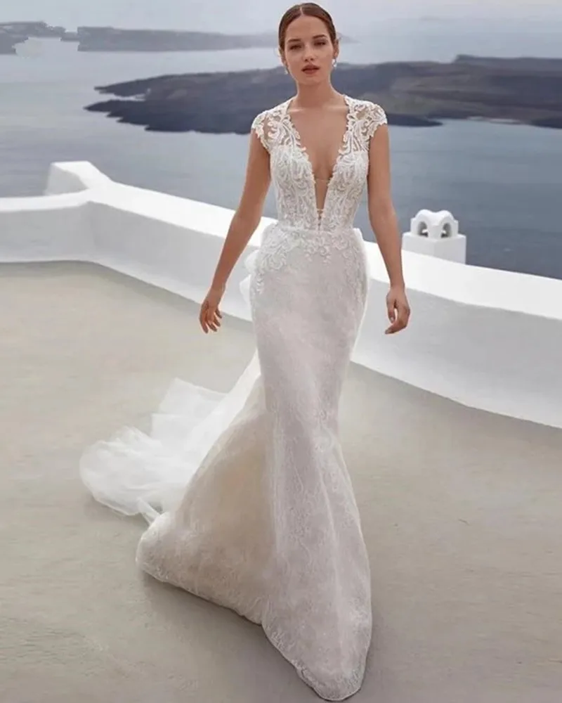 Abito da sposa Sexy con scollo a v profondo 2023 guaina da spiaggia con spalle scoperte abito da sposa in pizzo per donna Tulle senza schienale Vestido De Novia