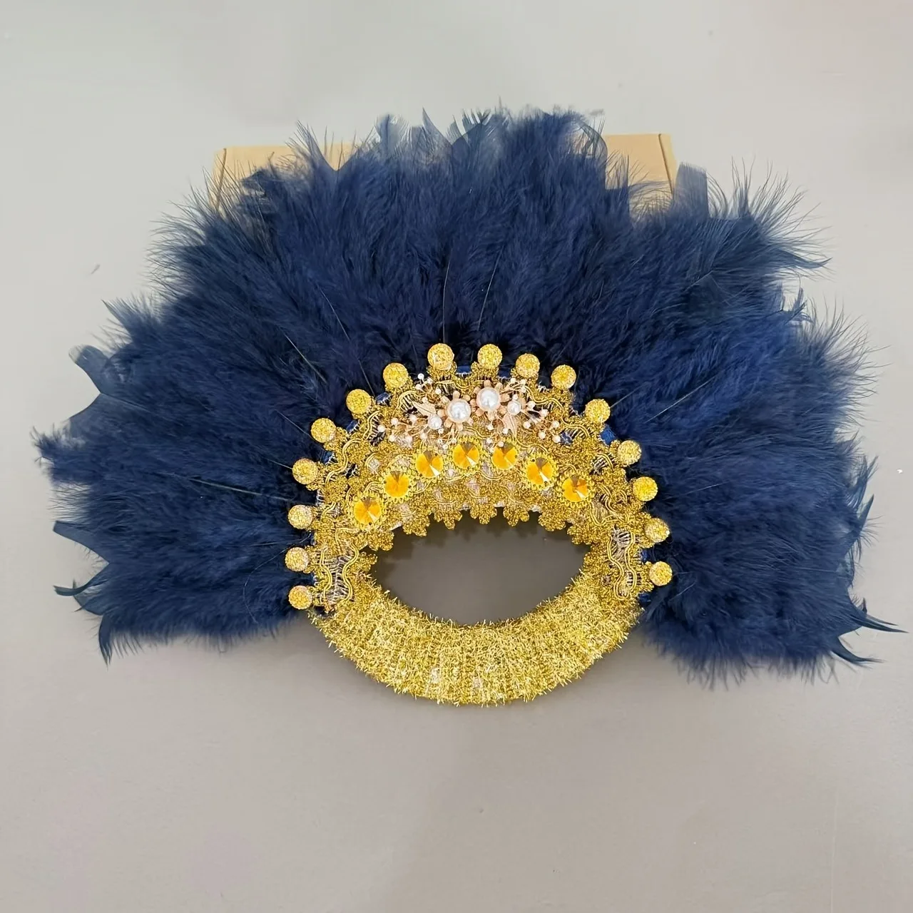 مروحة أداء المسرح، مروحة عروس الزفاف، شكل وجه مبتسم