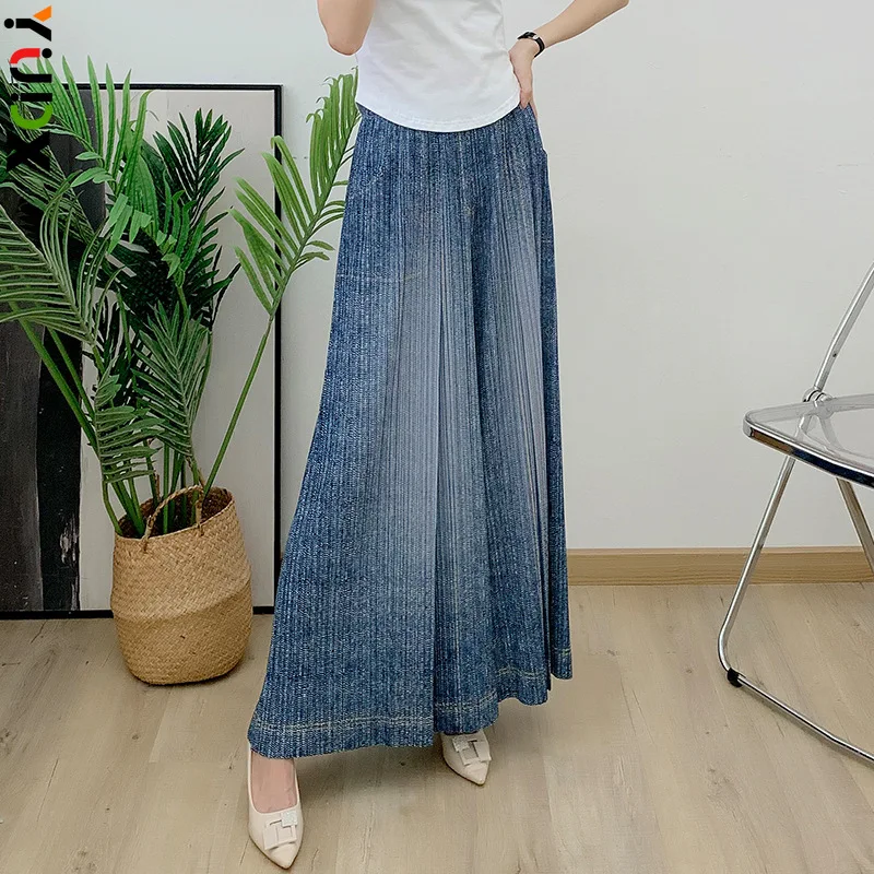 

YUDX Miyake Imitation Denim Pleated Pants For Women Autumn 2023 New Solid Color Casual Loose Straight Wide Leg Trousers Female