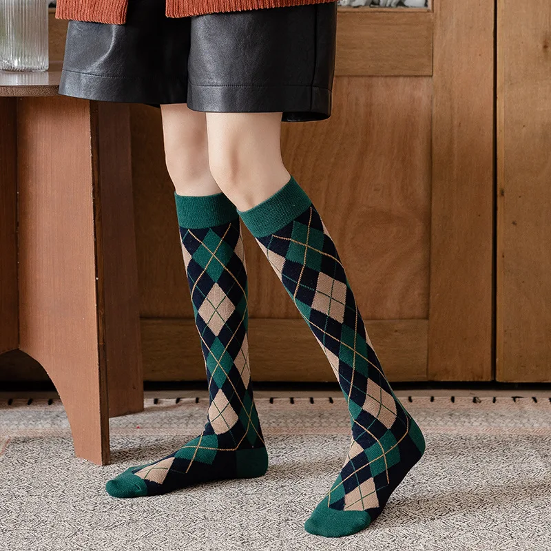 

Diamond plaid pattern Knee socks women ladies girls Lattice Leisure Party Club knee-high stockings Over Knee long High Quality