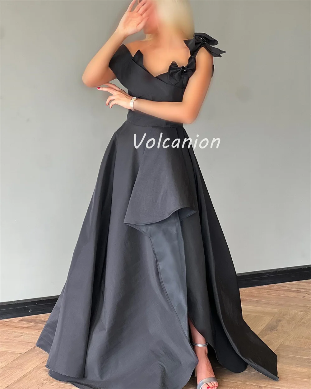 Customized Modern Style Elegant Charmeuse Beading Bow A-line Off-the-shoulder Long Dresses Bespoke Occasion Dresses Classic