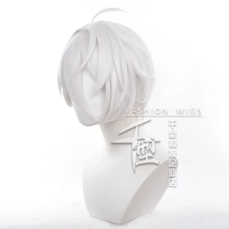 أنيمي ES ناتسو كنا شعر مستعار تأثيري قصيرة 32 سنتيمتر أبيض رمادي شعر مستعار تأثيري مقاومة للحرارة الشعر هالوين شعر مستعار للحفلات + غطاء شعر مستعار مجاني