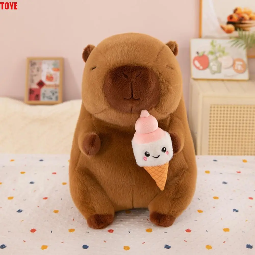 

Забавная плюшевая игрушка-капибара с мороженым, мягкая пушистая плюшевая кукла-капибара, коричневая мягкая кукла-капибара с животными на день рождения