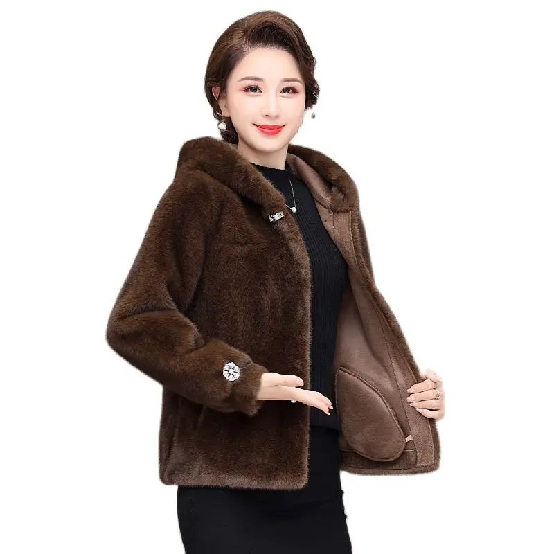 

Mink Velvet Casual Coat Women's Fashion Mother's Fur Integrated Short Hooded Autumn And Winter New Wild Loose Warm Coat Female