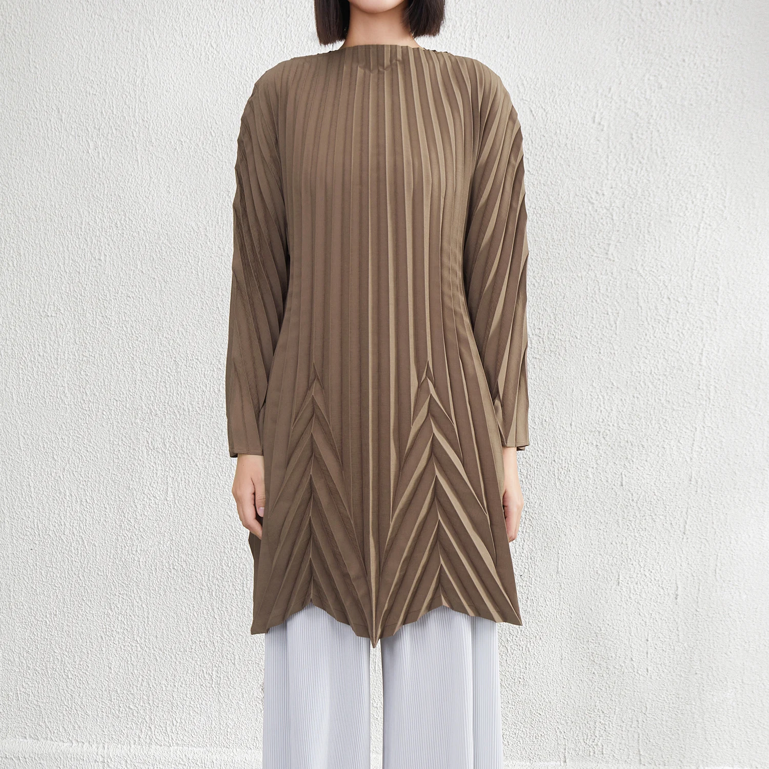 Miyake Pleated Large Size Loose New Round Neck Pullover Long Sleeve Irregular Fashion Shirt