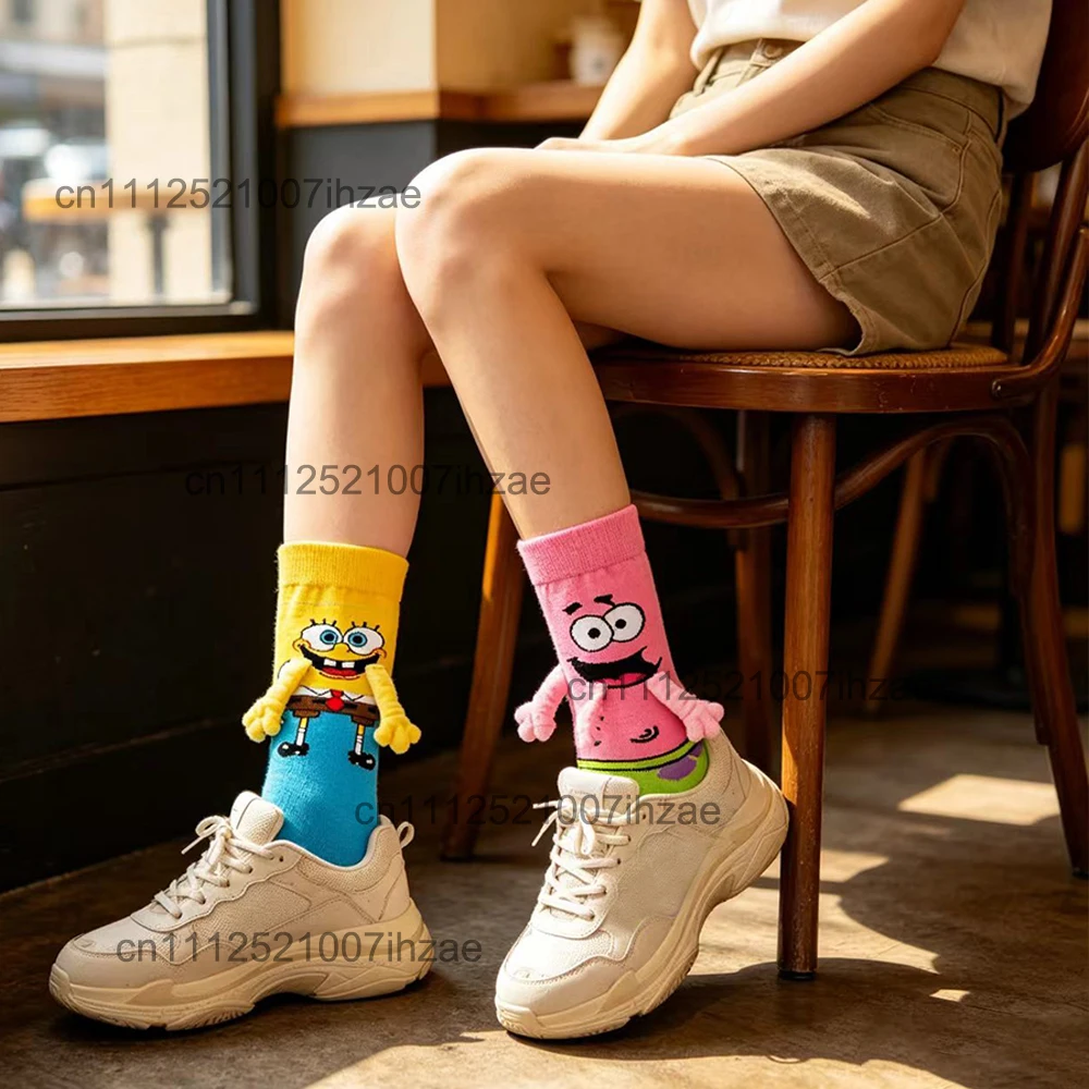 Cartoon 3D Socken Niedliche Interaktive Gelbe Schwamm-Rosa Seestern Anime-Peripherieartikel Weiche Hochelastische Röhrensocken für den Täglichen Gebrauch – Detail 3