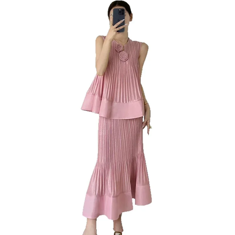 Miyake 2025 verão sem mangas com decote em v camiseta e cintura elástica saia bustier cor sólida verão plissado conjunto de duas peças feminino