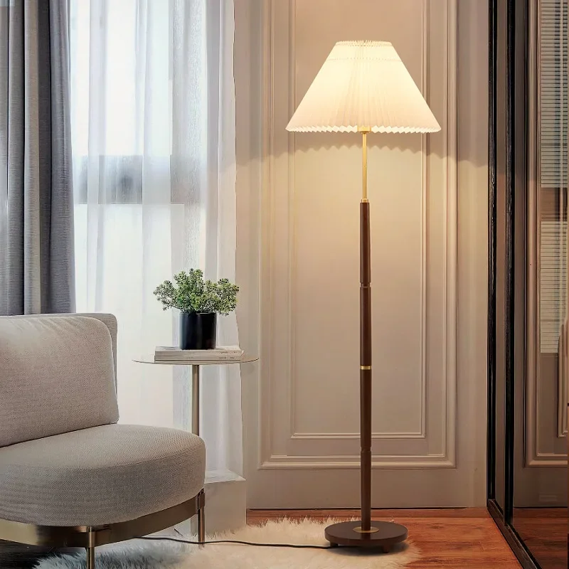 Pleated retro copper floor lamp study decorated walnut online celebrity floor lamp.