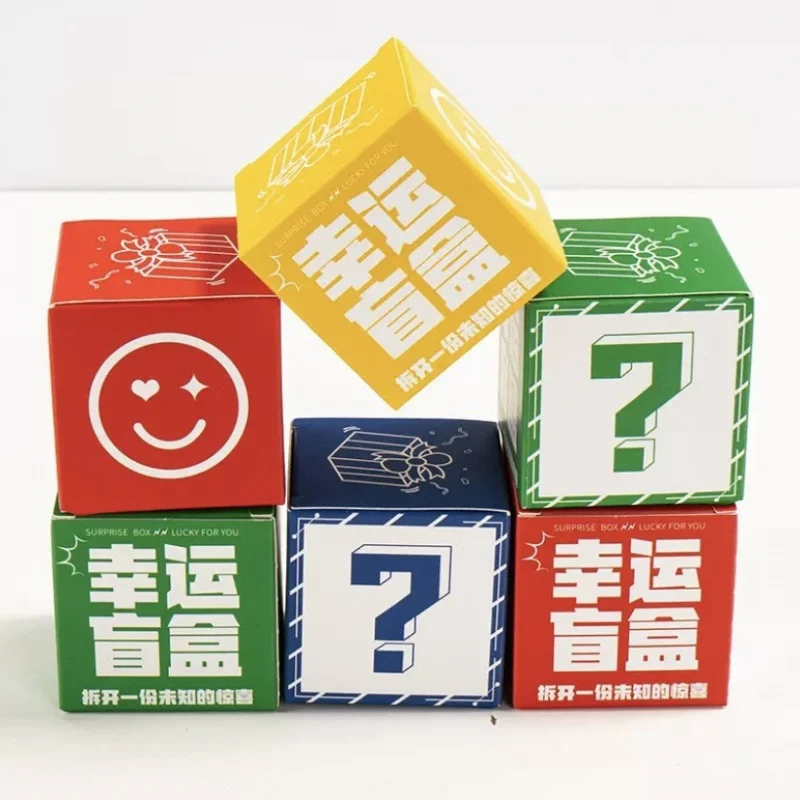 Modne otwierane pudełko upominkowe