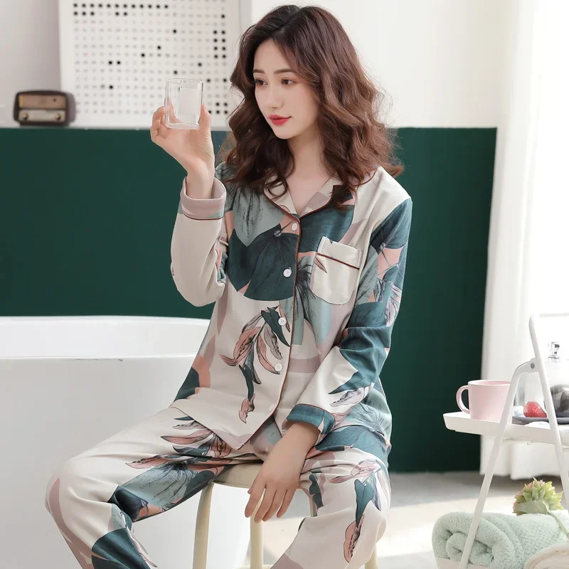 Women's Pajamas Leisure Elegant Home Clothes, Big Flowers Literary Artistic Style Sleepwear or Outer Wear Suit in Spring