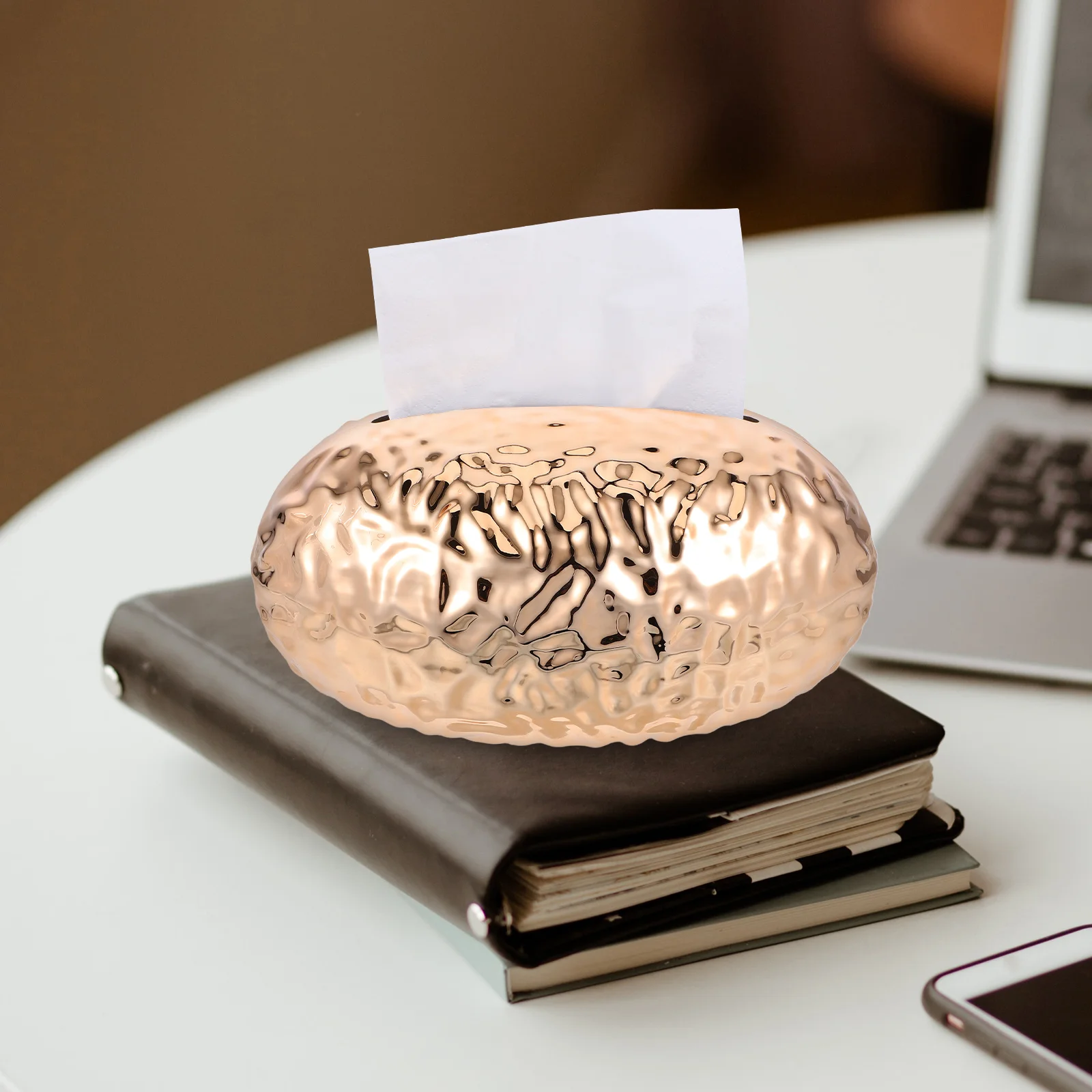 

Egg-Shaped Tissue Box Creative Plastic Napkin Holder for Bedroom Bathroom Car Lightweight Fun Tissue Organizer Decor