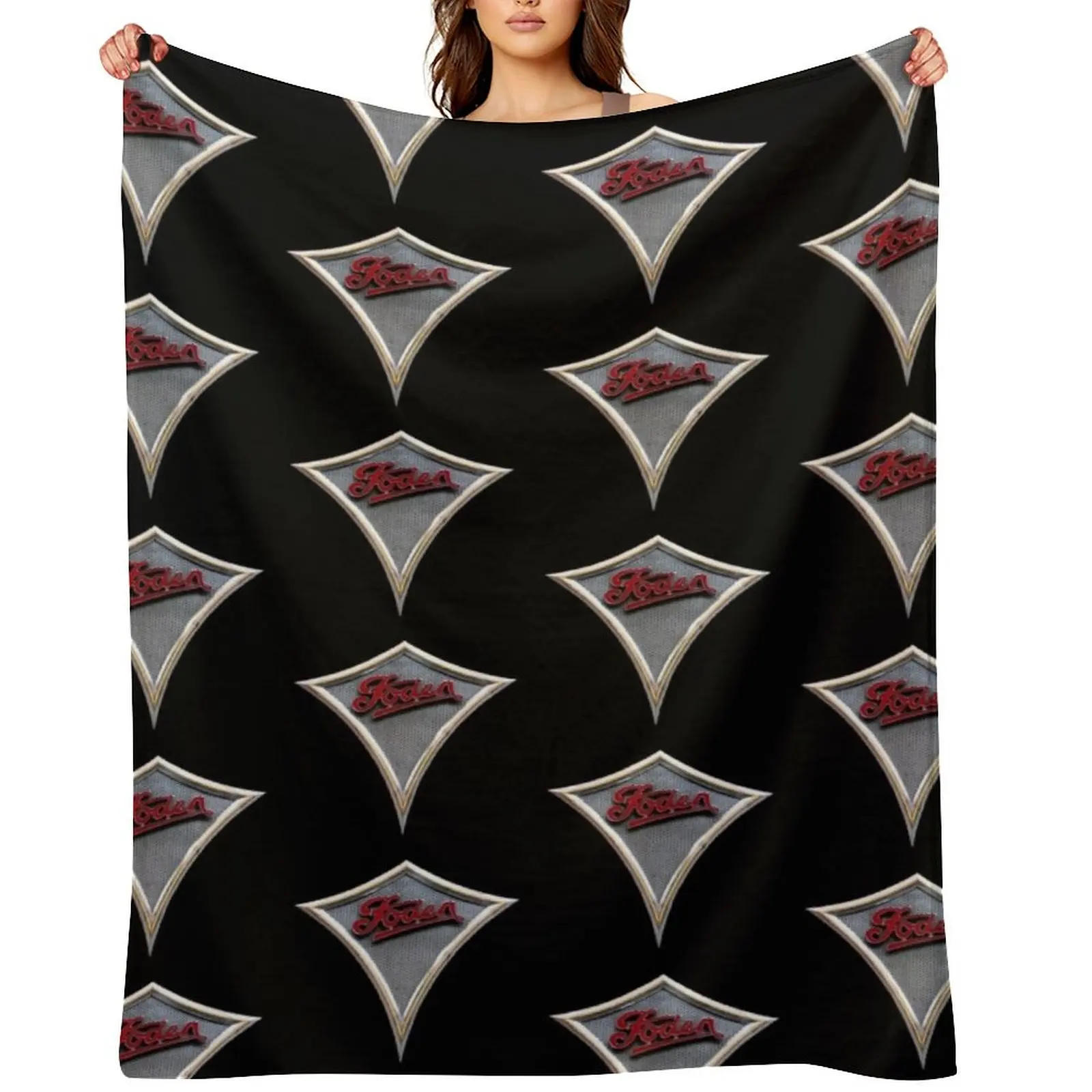 

Vintage Foden grille emblem Throw Blanket Thin For Decorative Sofa Weighted valentine gift ideas Blankets