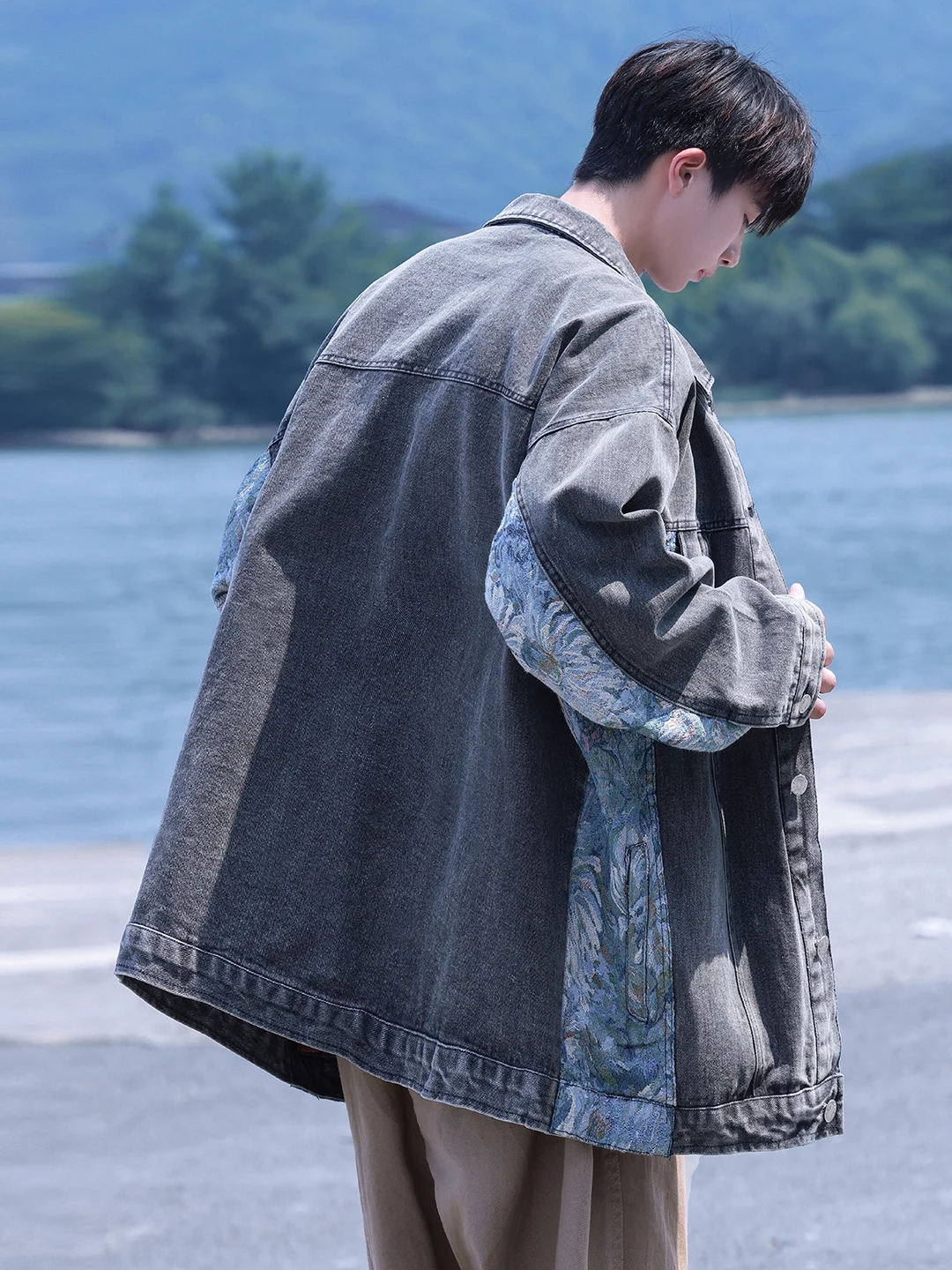 

Мужская джинсовая куртка свободного кроя, верхняя одежда, рабочая одежда, в стиле пэчворк, весенняя уличная одежда, большие размеры, смесь хлопка и полиэстера