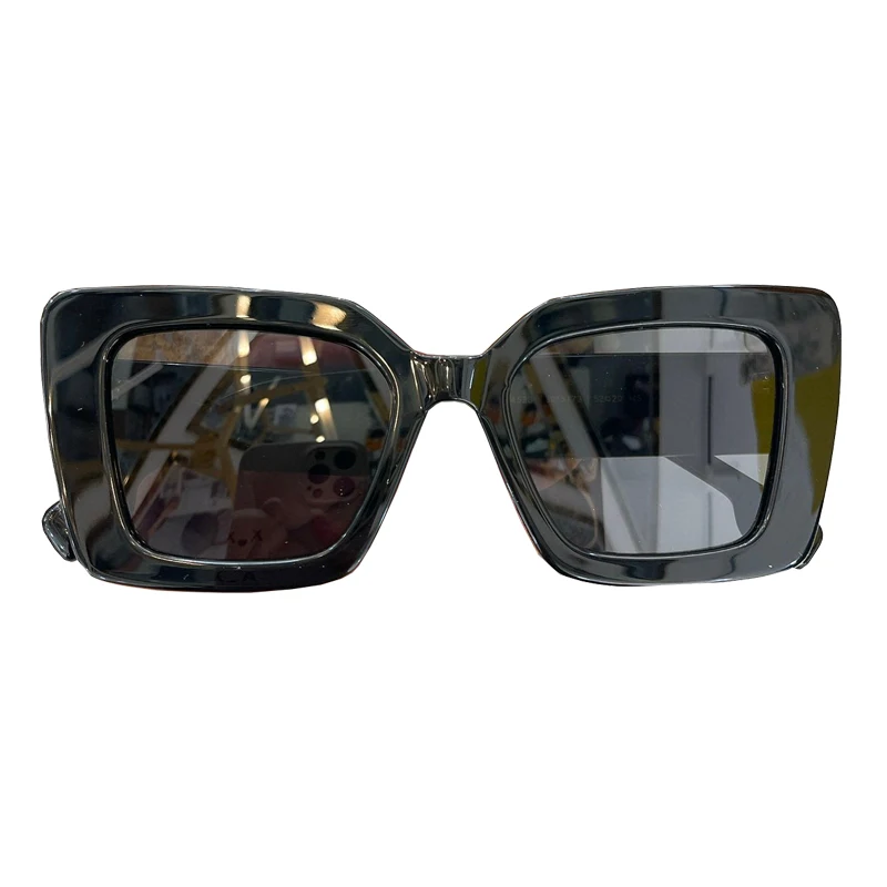 

2023 Ins Popular Fashion Trendy Rectangle Sunglasses Women Retro Leopard Shades UV400 Men Trending Square Sun Glasses